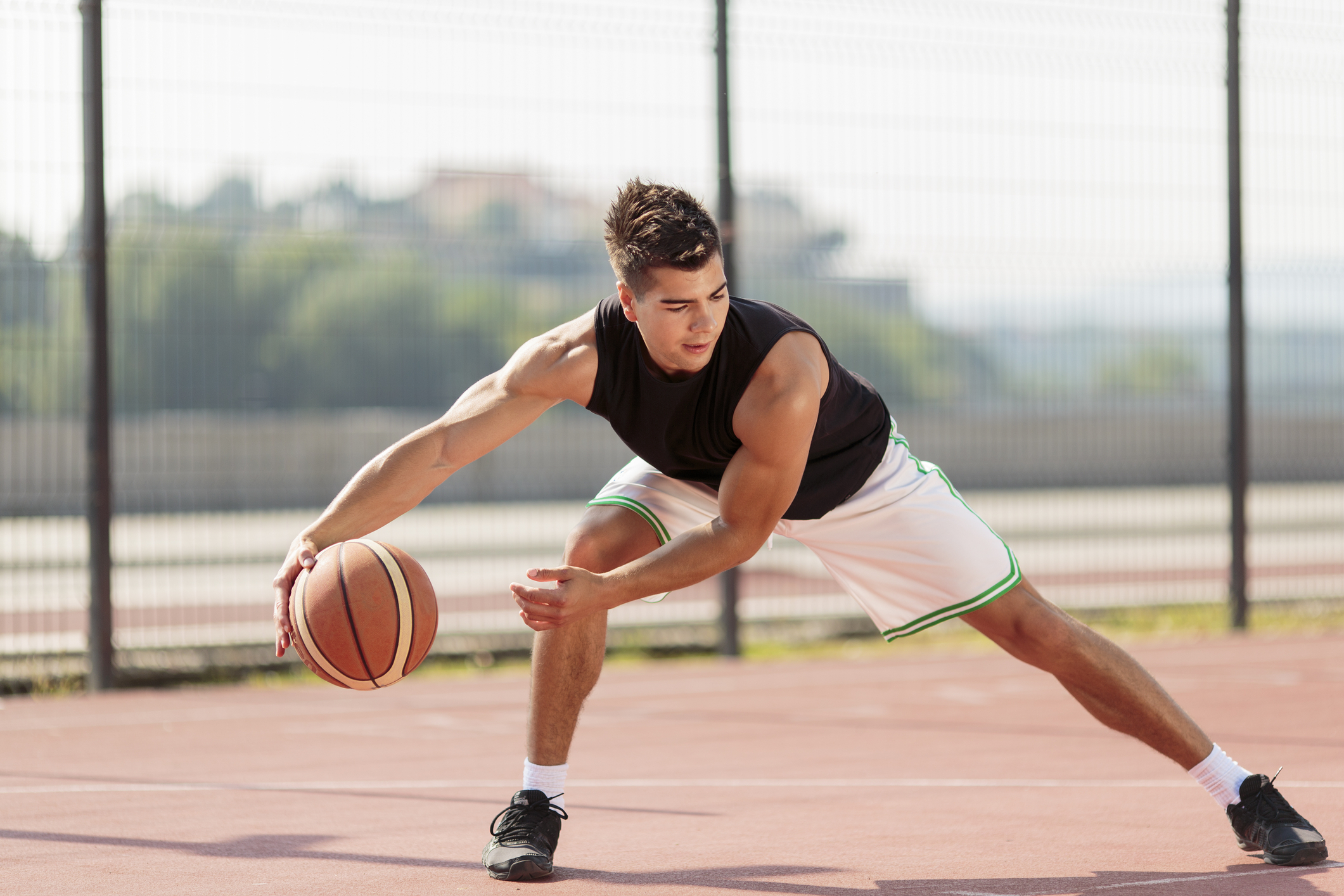 Những lợi ích của việc thực hiện giãn cơ trước khi chơi bóng rổ
