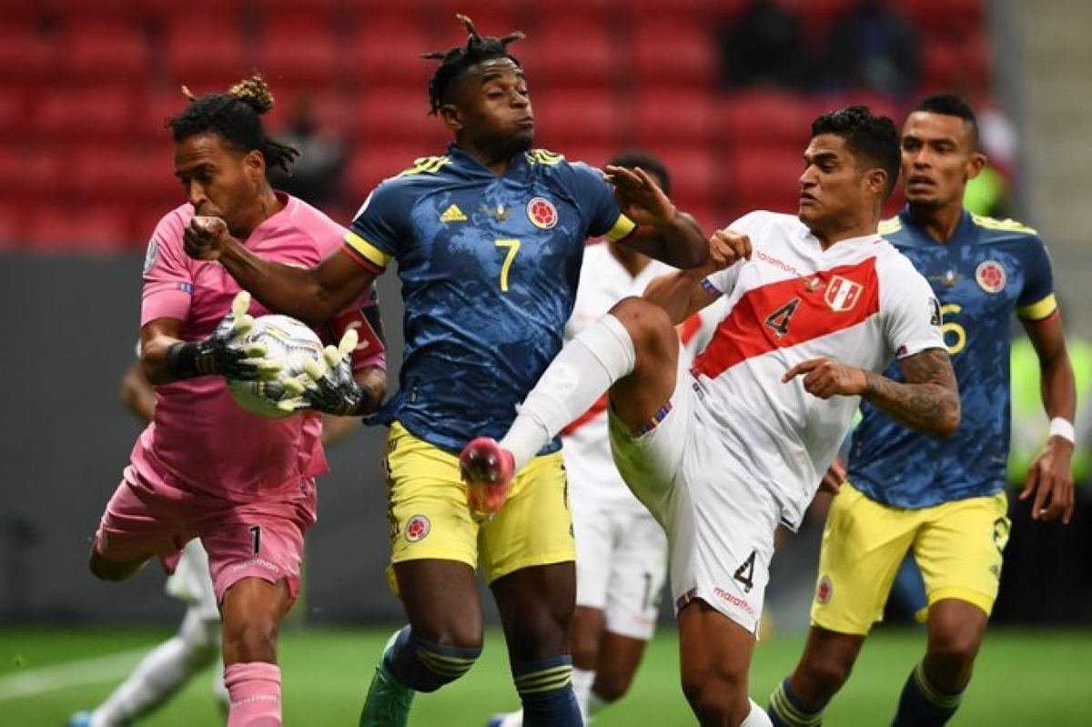 Sang hiệp hai Colombia giành thắng lợi chung cuộc với tỉ số 3-2
