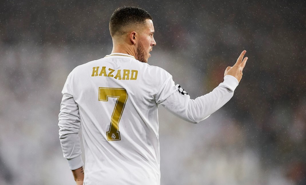 Juventus có thể mượn Eden Hazard để thay thế vị trí của Ronaldo