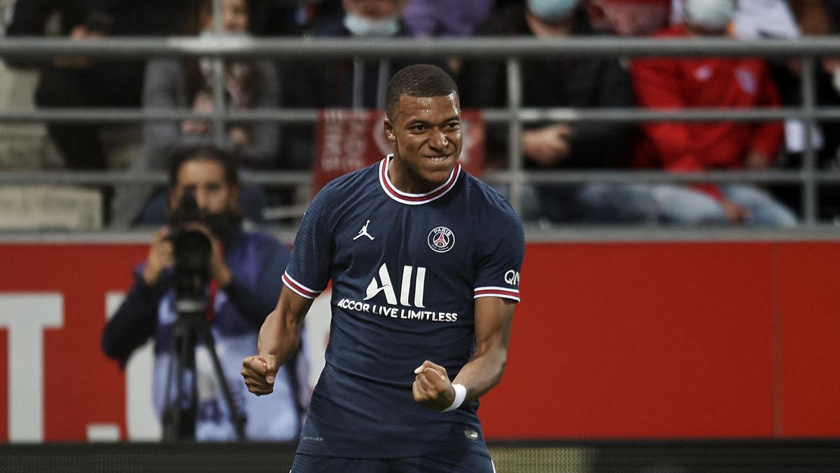 Tiền đạo trẻ người Pháp giúp PSG củng cố lại ngôi vị đầu bảng