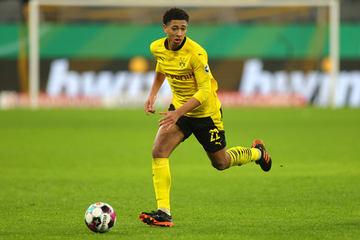Tài năng của tiền vệ trẻ Dortmund